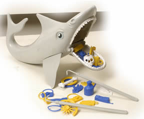 Sharkie's Dinner game pieces